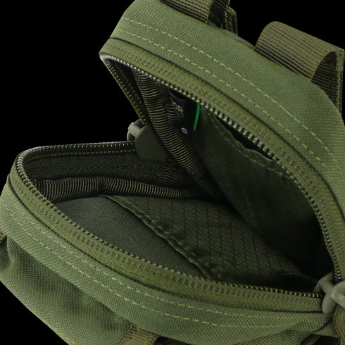 Close-up of the Condor Gadget Pouch in MultiCam Black, featuring multiple compartments and visible stitching—ideal for EDC enthusiasts or first responders.